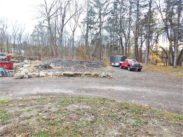 695 Whitney Rd W, Fairport, NY 14450